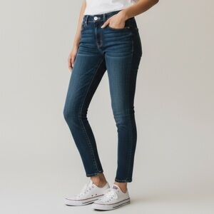 * Hudson Jeans The Natalie Size 29 Blue